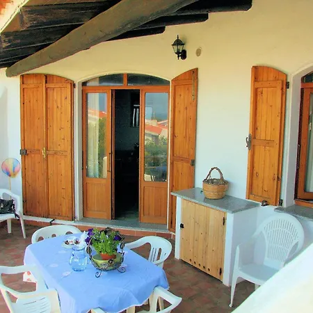 Holiday home In La Ciaccia Mit Moeblierter Terrasse *